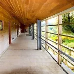 Knockree *
